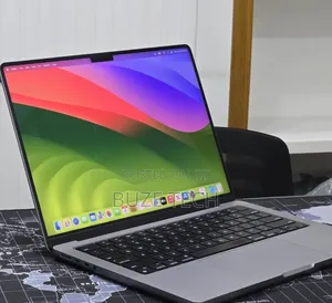 New Laptop Apple MacBook Pro 2023 M3 8GB Apple M3 Pro SSD 512GB