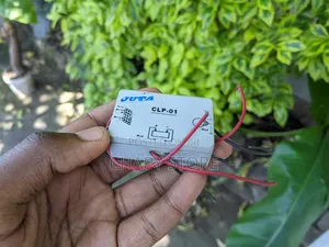 የሶላርን ቻርጅ መቆጣጠሪያ 12v 1A