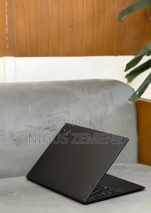 New Laptop Lenovo ThinkPad X1 Carbon 16GB Intel Core i5 SSD 512GB