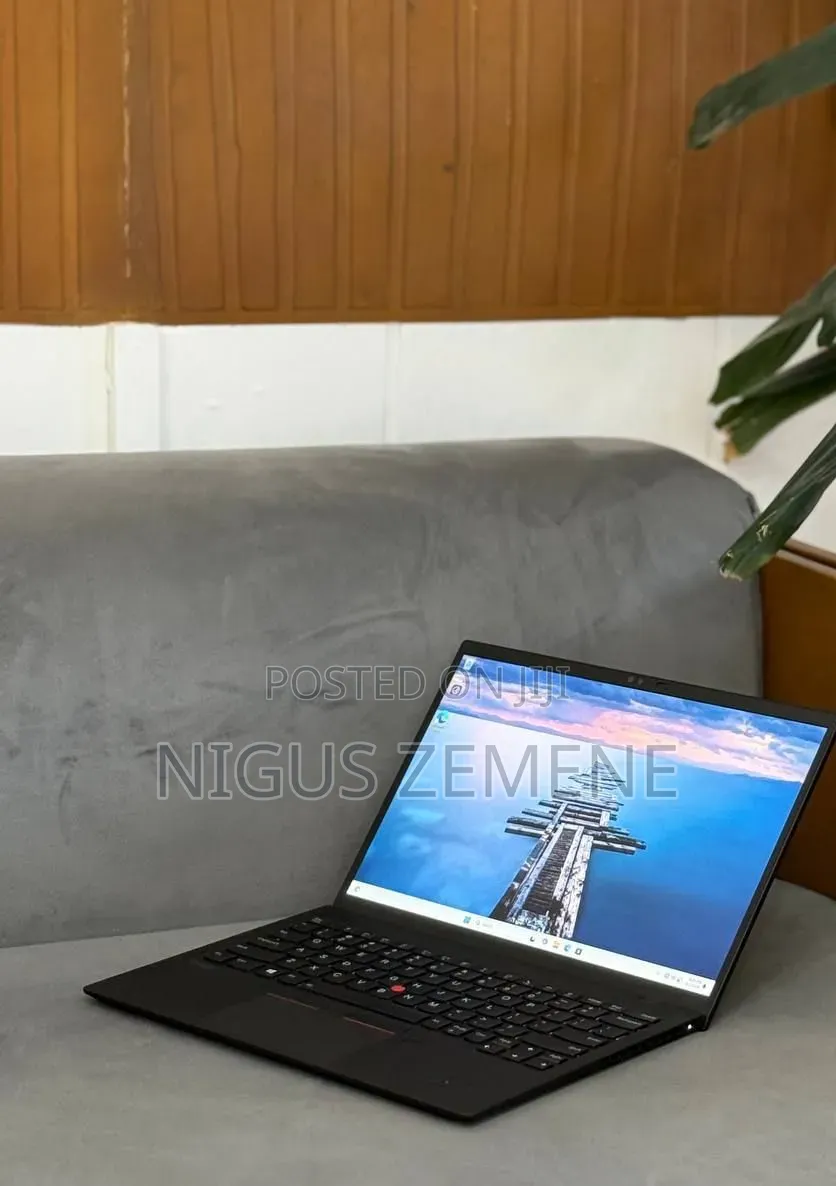 New Laptop Lenovo ThinkPad X1 Carbon 16GB Intel Core i5 SSD 512GB