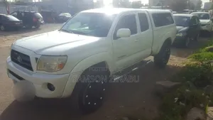 Toyota Tacoma 2008 White