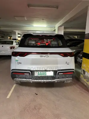 BYD Yuan Up 2025 Silver