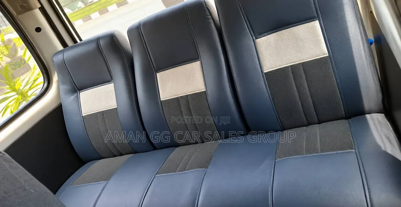 Suzuki Eeco 2025 White