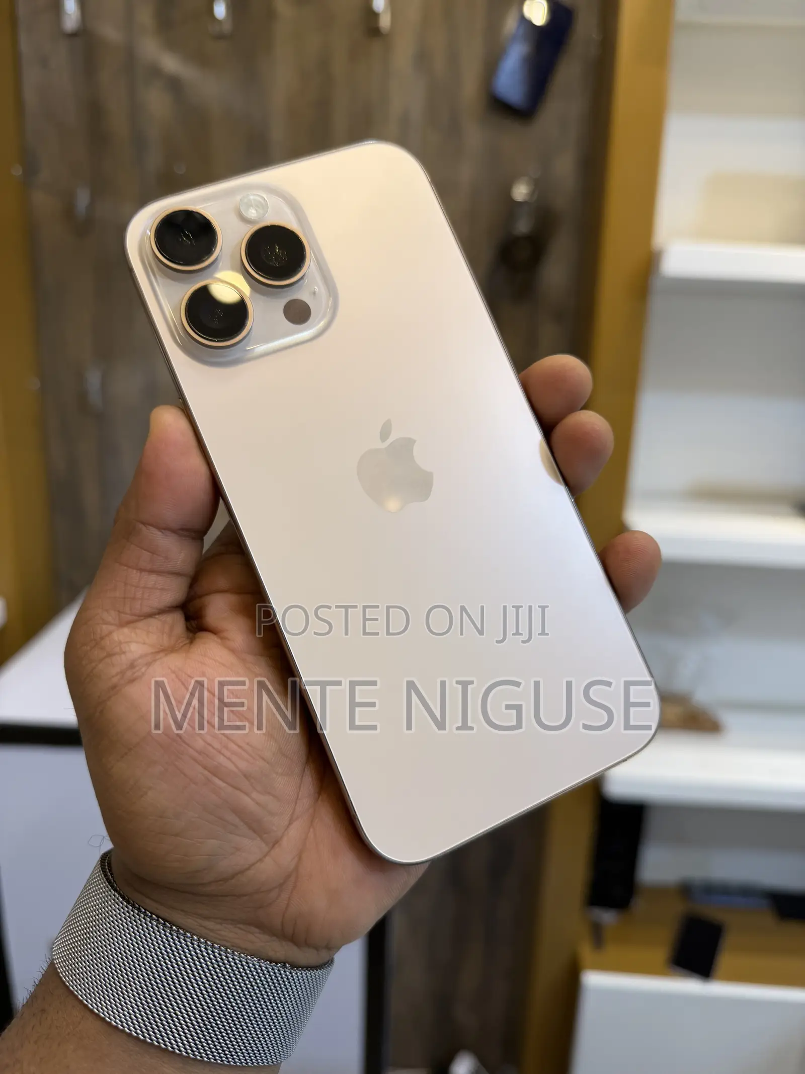 Apple iPhone 16 Pro Max 256 GB Gold