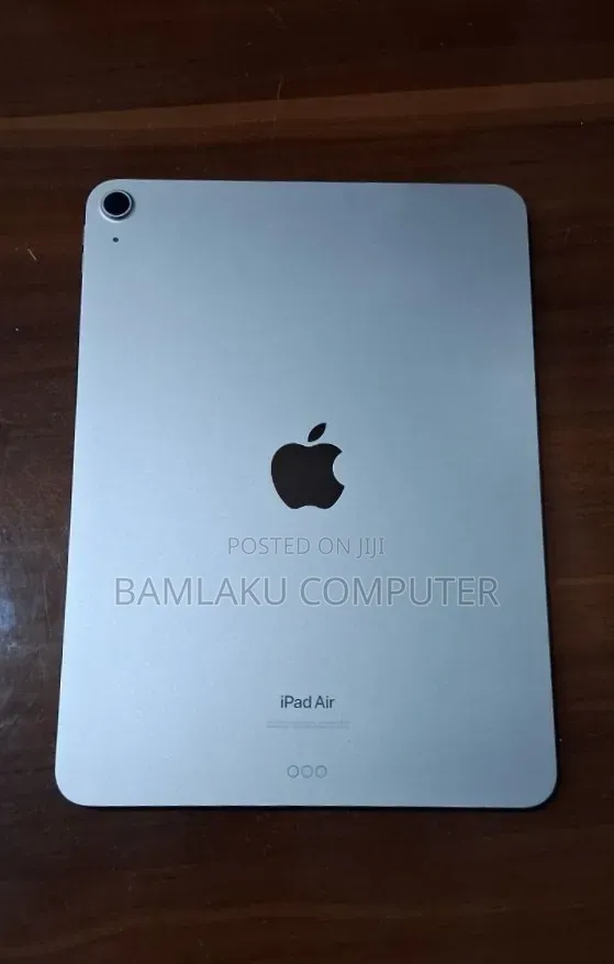 New Apple iPad Air (2022) 64 GB
