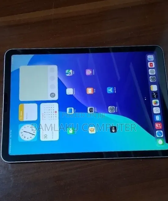 New Apple iPad Air (2022) 64 GB