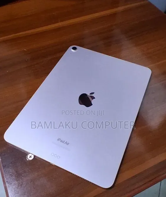 New Apple iPad Air (2022) 64 GB