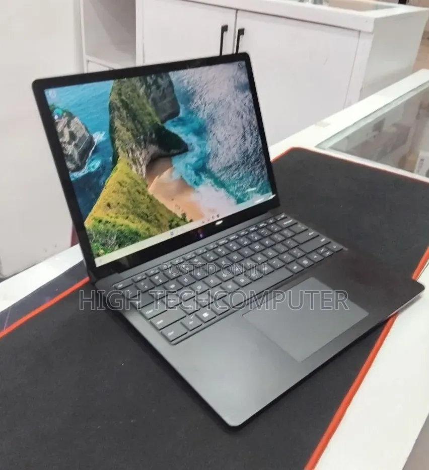 New Laptop Microsoft Surface Laptop 5 16GB Intel Core i7 SSD 256GB