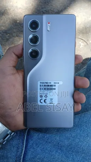 Tecno Camon 40 256 GB Silver
