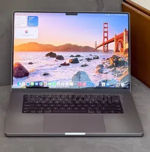 New Laptop Apple MacBook Pro 2021 M1 Max 32GB Apple M1 SSD 1T