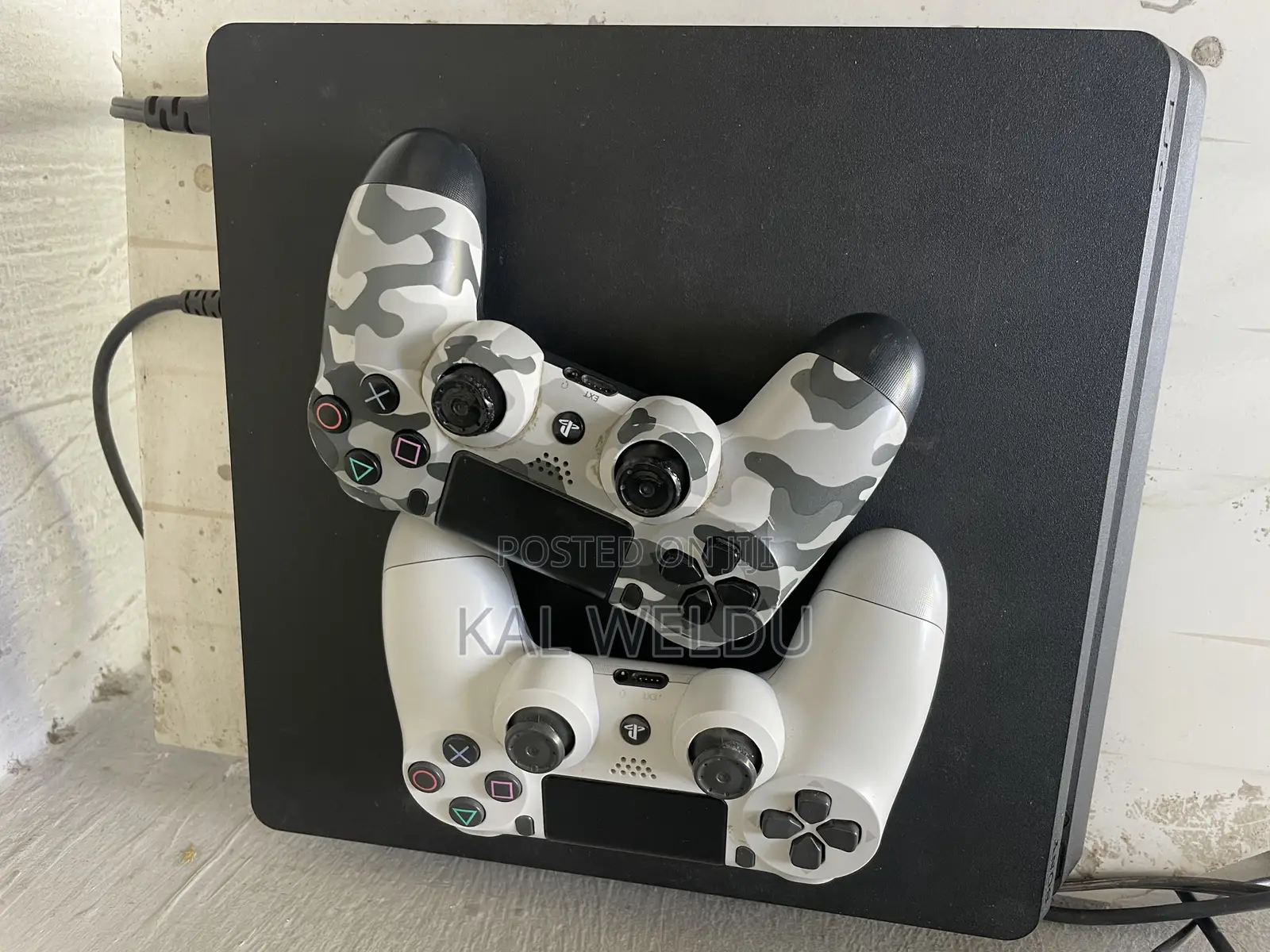 Ps4 Slim Jailbreak With 2original Joysticks