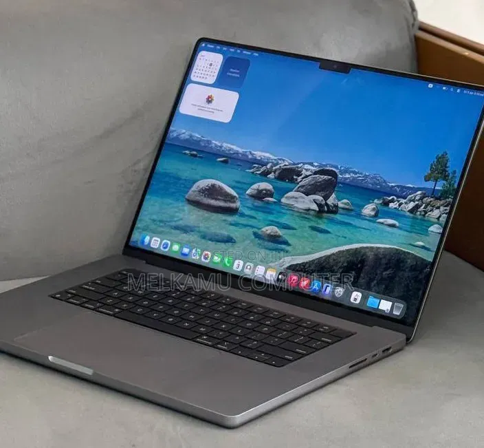 New Laptop Apple MacBook Pro 2021 M1 16GB Apple M1 SSD 512GB