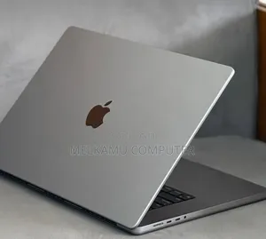 New Laptop Apple MacBook Pro 2021 M1 16GB Apple M1 SSD 512GB