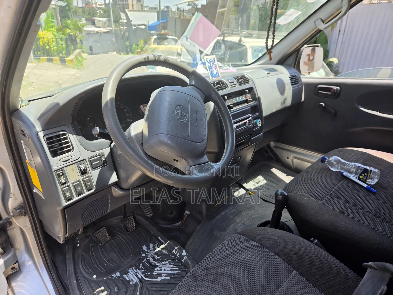Toyota HiAce 2006 Silver