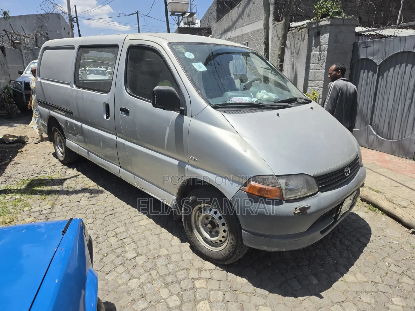 Toyota HiAce 2006 Silver