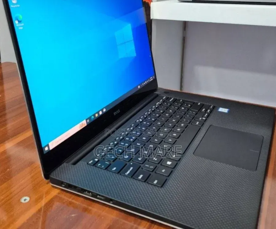 New Laptop Dell Precision 5540 16GB Intel Core i7 SSD 512GB