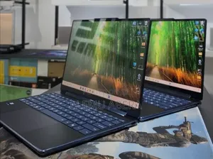 New Lenovo Yoga Pro 9i Aura Edition 16GB Intel Core Ultra 7 SSD 512GB