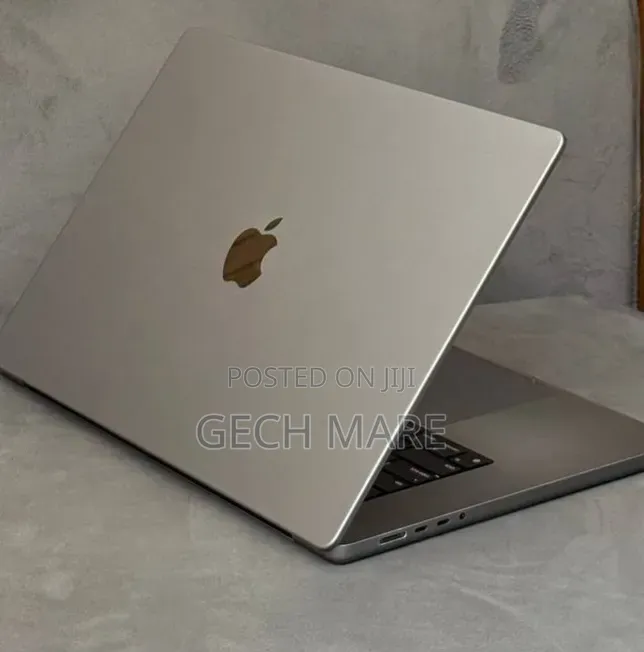 New Laptop Apple MacBook Pro 2021 M1 32GB Apple M1 Pro SSD 1T