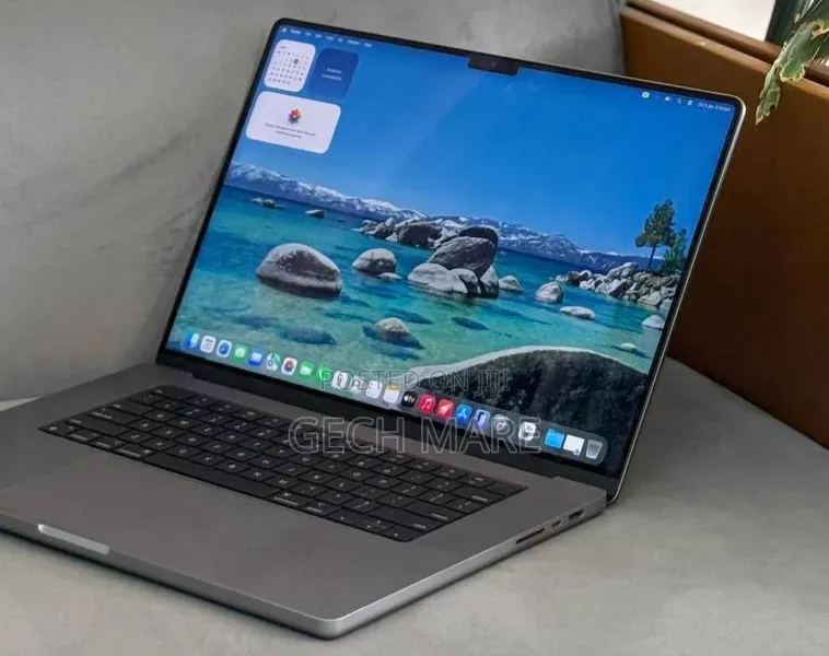 New Laptop Apple MacBook Pro 2021 M1 16GB Apple M1 Pro SSD 512GB