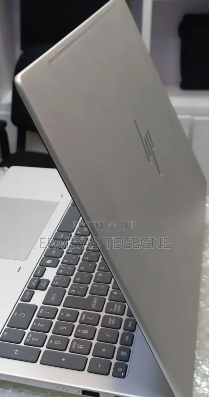 New Laptop HP EliteBook 840 16GB Intel Core Ultra 7 SSD 512GB