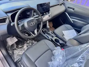 New Toyota Frontlander 2.0 Hybrid FWD 2024 Silver