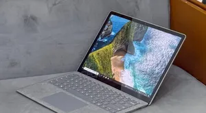New Laptop Microsoft Surface 16GB Intel Core i7 SSD 512GB