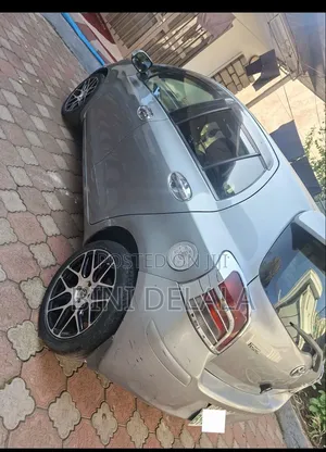 Toyota Yaris Base Sedan 4dr 2010 Silver