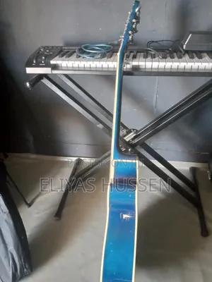 Unisound Acoustic Guitar