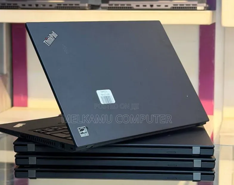 New Laptop Lenovo ThinkPad t495s 16GB AMD Ryzen 5 SSD 512GB