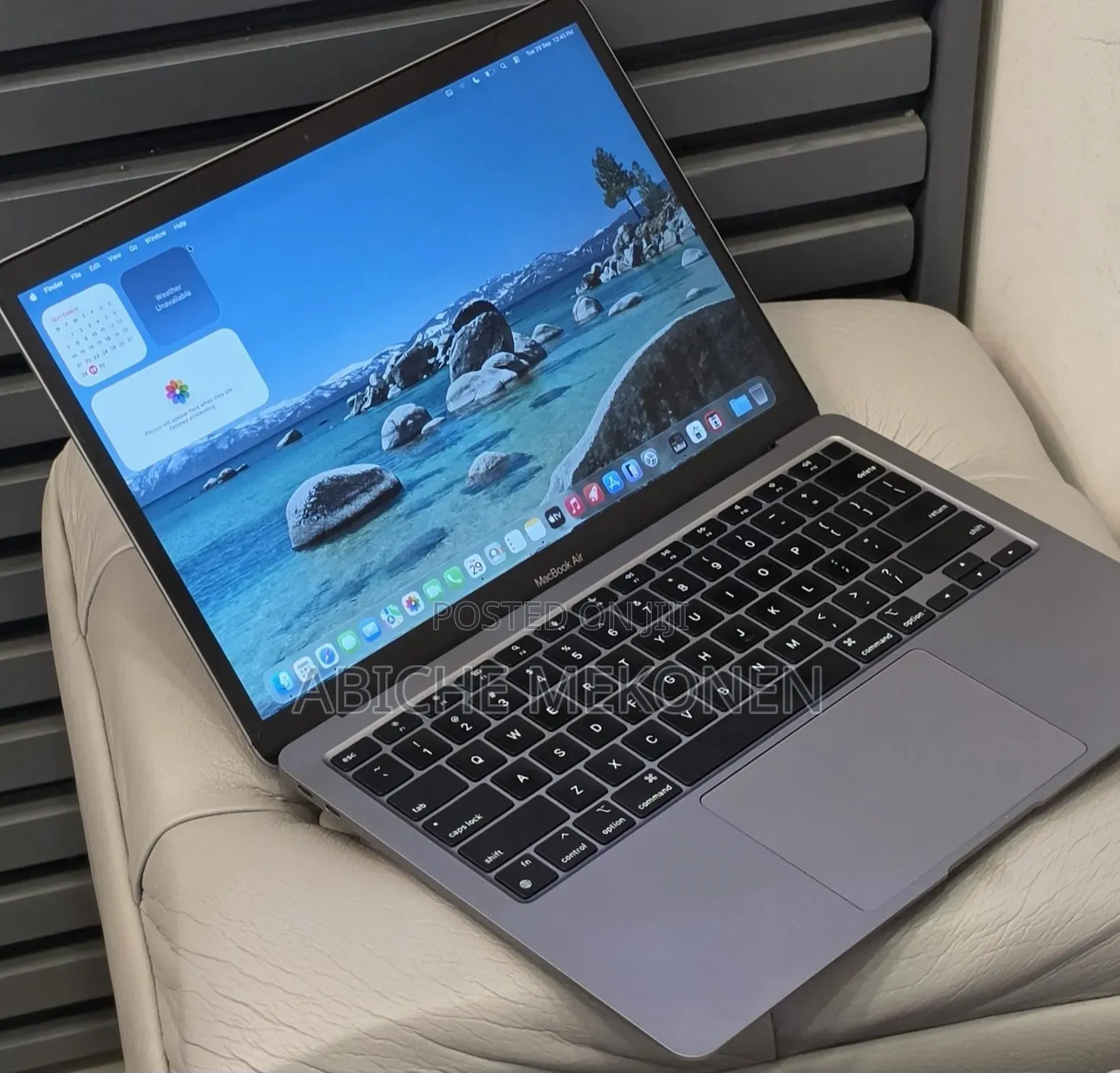 New Laptop Apple MacBook Air 2020 M1 16GB Apple M1 SSD 512GB