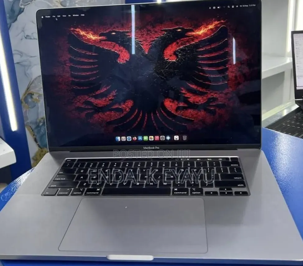 New Laptop Apple MacBook Pro 2019 32GB Intel Core i9 SSD 1T