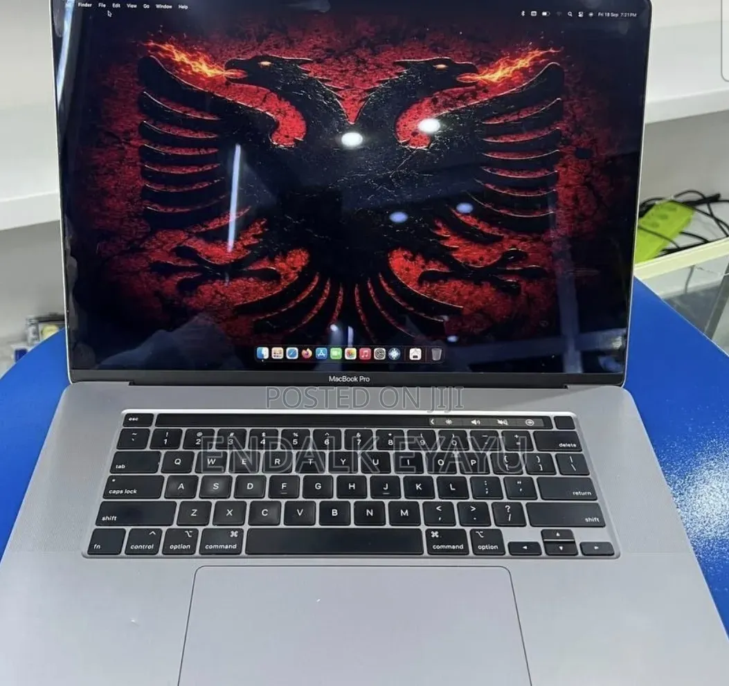 New Laptop Apple MacBook Pro 2019 32GB Intel Core i9 SSD 1T