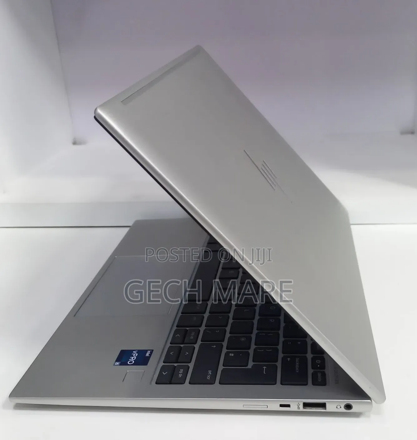 New Laptop HP EliteBook 830 G9 16GB Intel Core i5 SSD 512GB