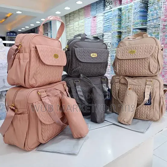 Chicco 4-in-1 Mommy Bag ቺኮ ብራንድ የእናቶች ቦርሳ