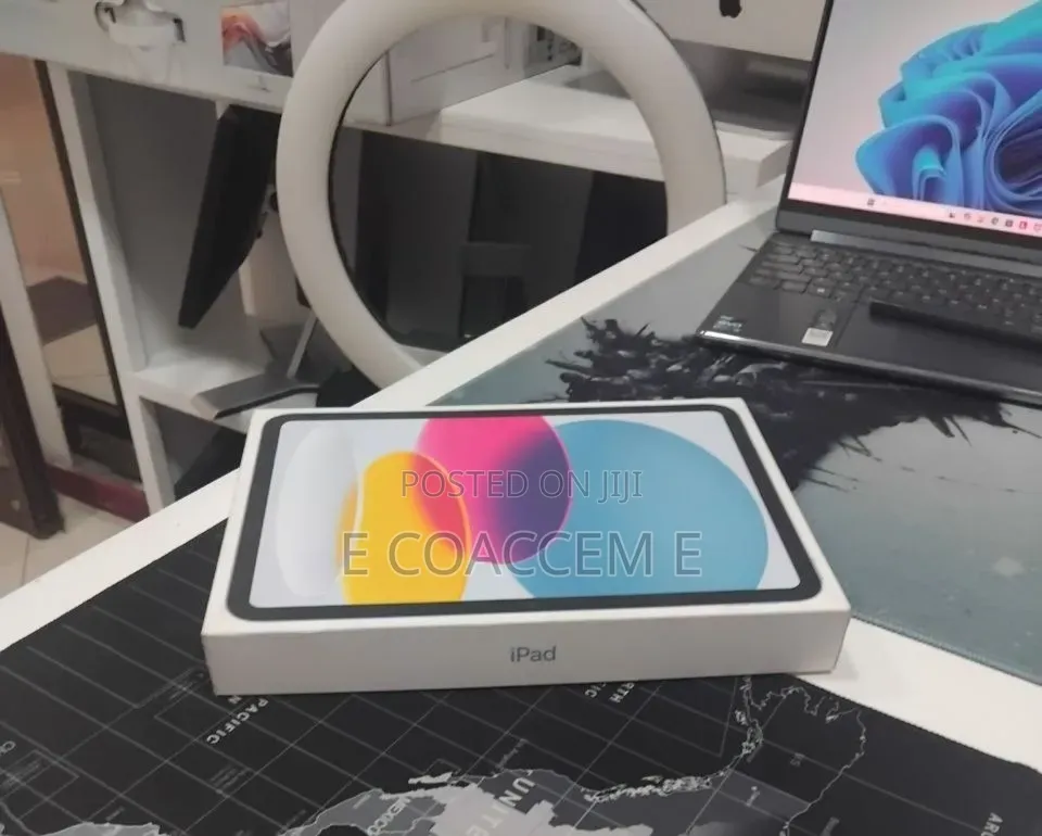 New Apple iPad (2025) 128 GB Blue