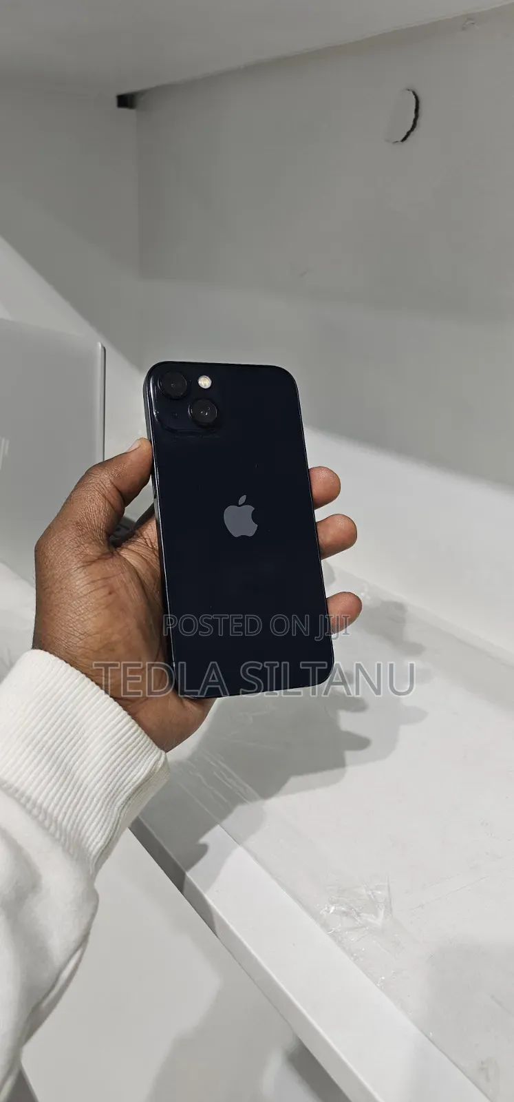 New Apple iPhone 13 128 GB Black