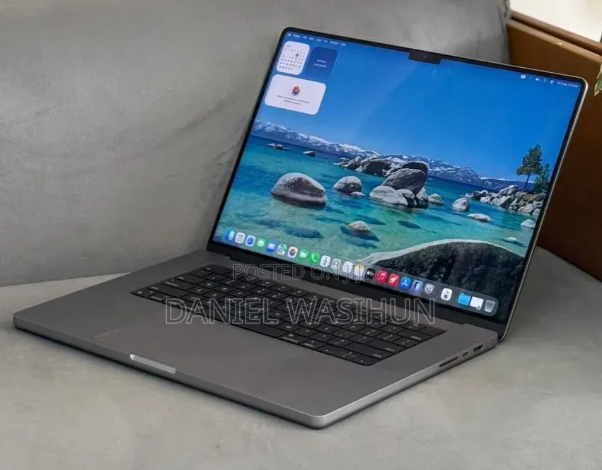 New Laptop Apple MacBook Pro 2021 M1 16GB Apple M1 Pro SSD 512GB