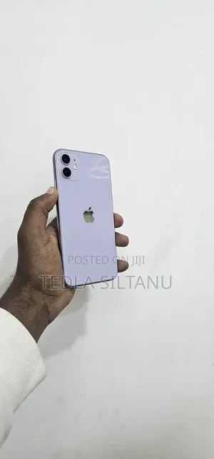 New Apple iPhone 11 128 GB Purple