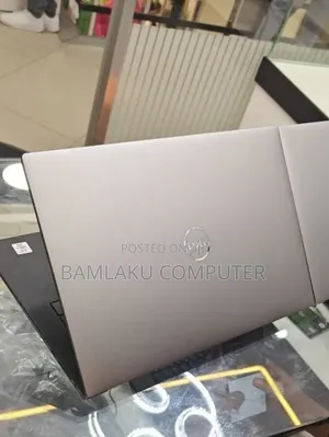 New Laptop Dell Precision 5560 16GB Intel Core i7 SSD 512GB