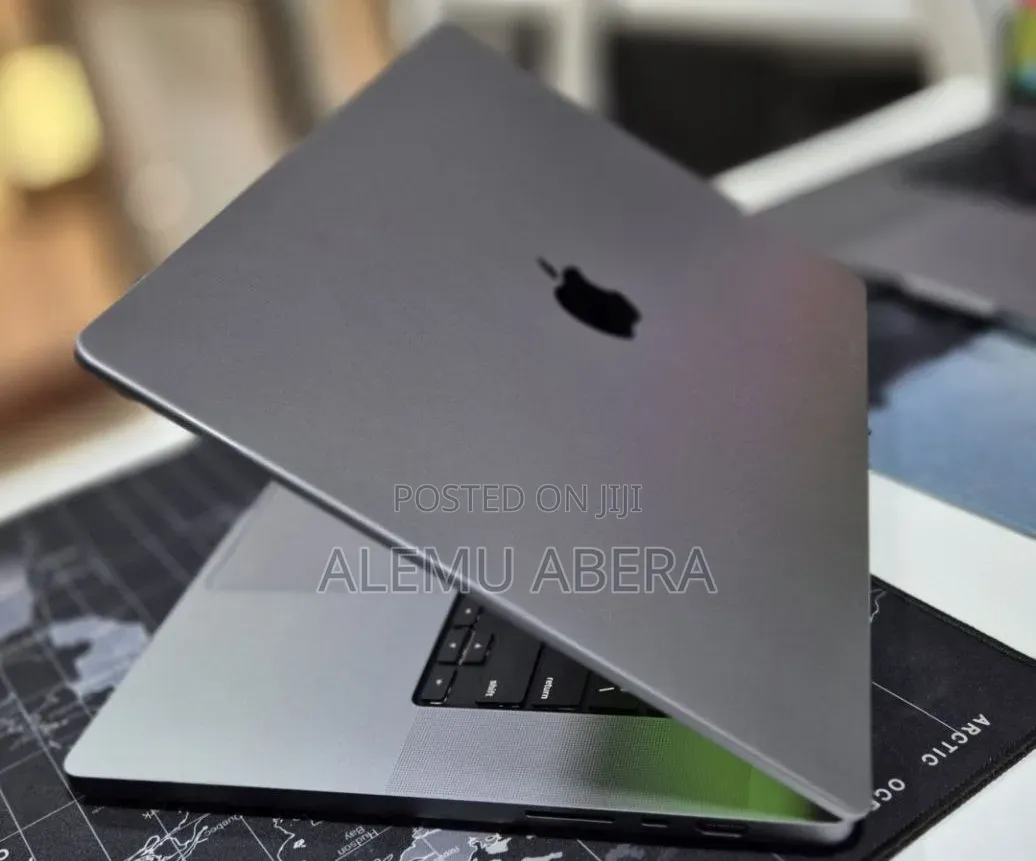 New Laptop Apple MacBook Pro 2021 M1 Max 64GB Apple M1 SSD 1T