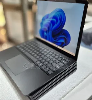 New Laptop Microsoft Surface Laptop 3 16GB Intel Core i7 SSD 256GB