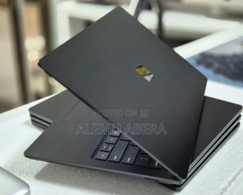 New Laptop Microsoft Surface Laptop 3 16GB Intel Core i7 SSD 256GB