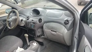Toyota Platz 2001 Silver
