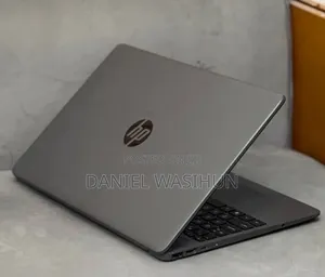 New Laptop HP Stream Notebook 8GB Intel Core i7 HDD 1T