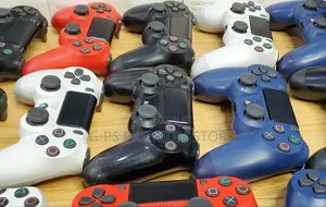 Original PS4 Joystick 100% ኦሪጅናል ከ Poland የመጣ በፈለጉት ከለር መርጠው መውሰድ ይችላሉ