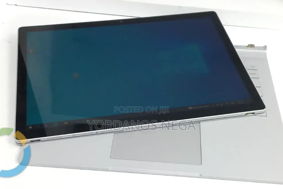 New Laptop Microsoft Surface Book 2 16GB Intel Core i7 SSD 512GB