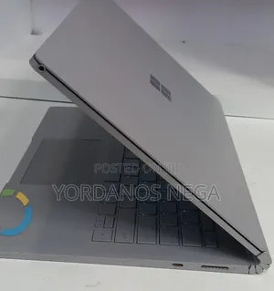 New Laptop Microsoft Surface Book 2 16GB Intel Core i7 SSD 512GB