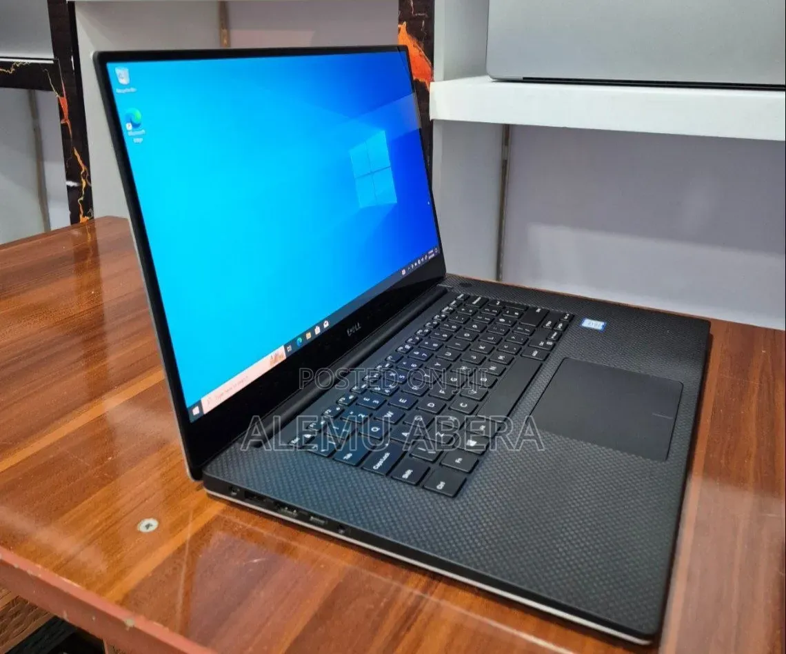 New Laptop Dell XPS 15 16GB Intel Core i7 SSD 512GB