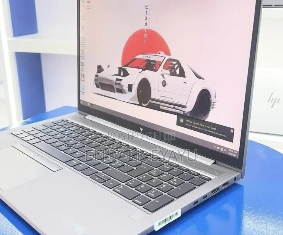 New Laptop HP ZBook Firefly G8 16GB Intel Core i7 SSD 512GB