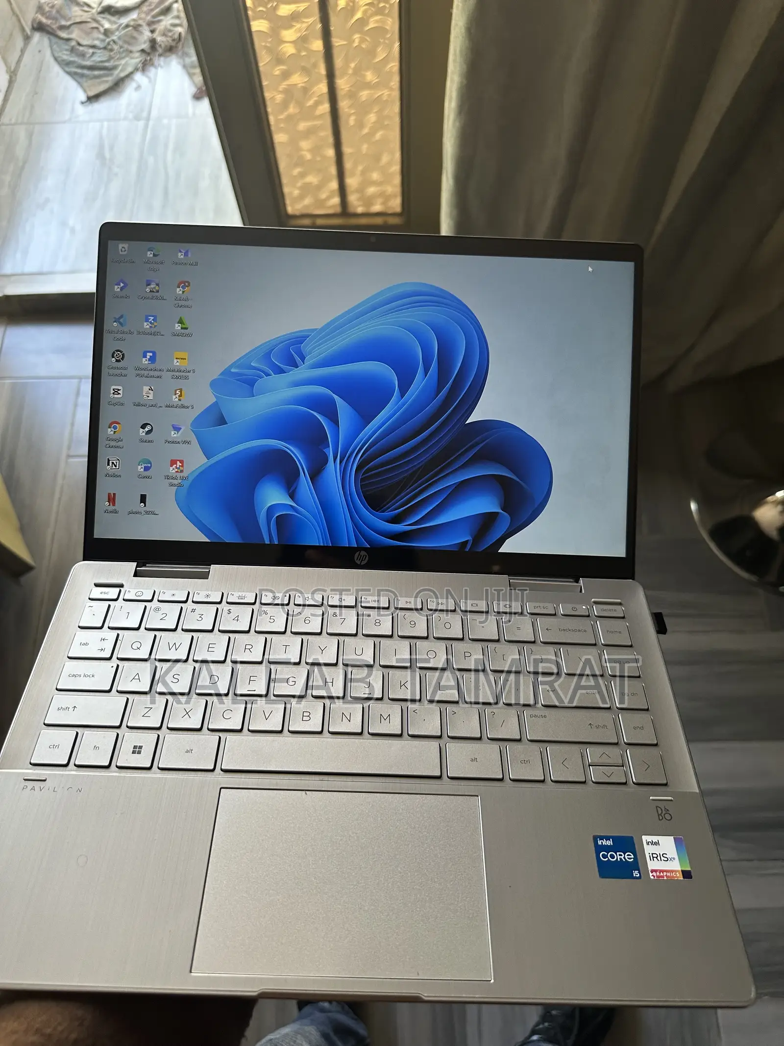 Laptop HP Pavilion x360 8GB Intel Core i5 SSD 512GB